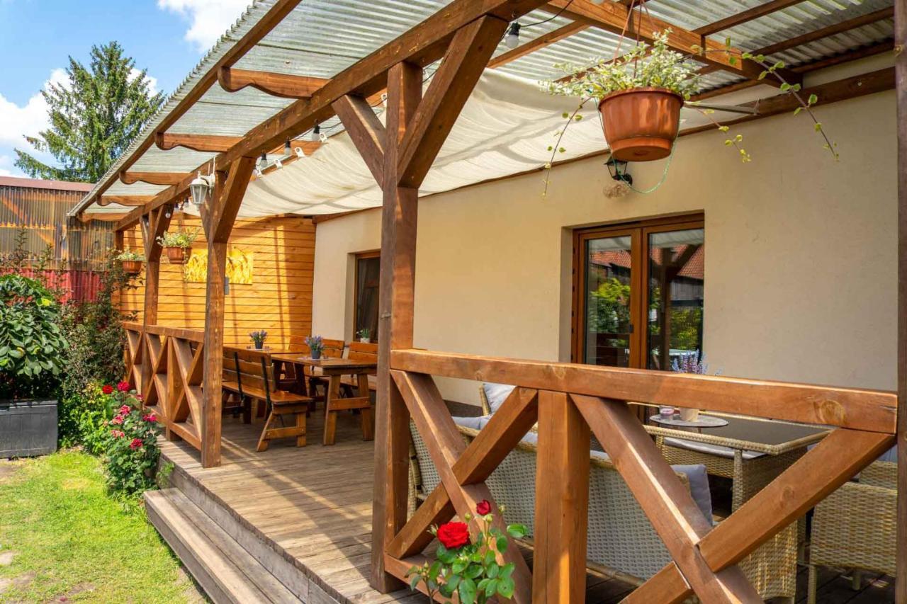 Dom Na Mazurach Nad Jeziorem Bialym Zakatek Zacisze Ferienhaus *